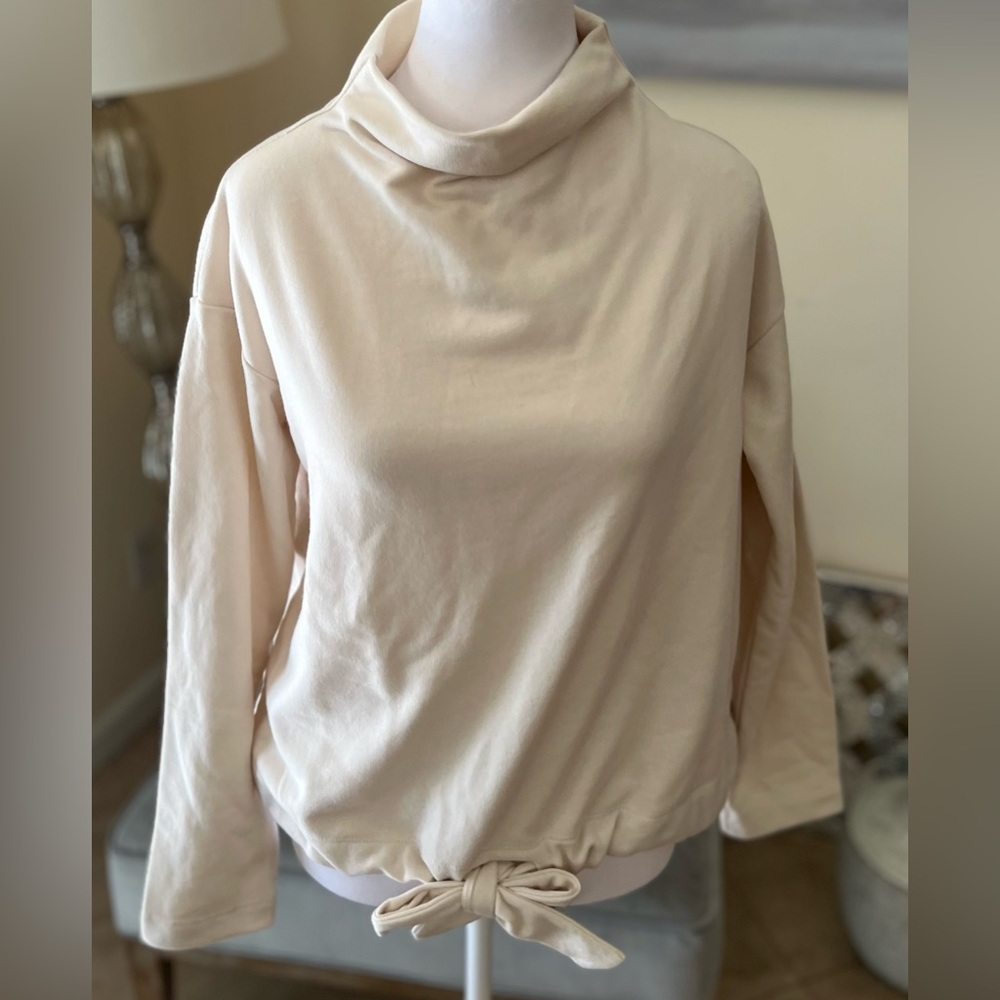 Banana Republic Cream Cowl Neck Sweater